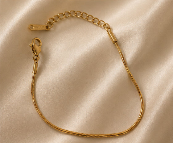 Delicate bracelet