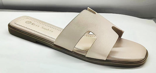 Chic H sandal (cream)