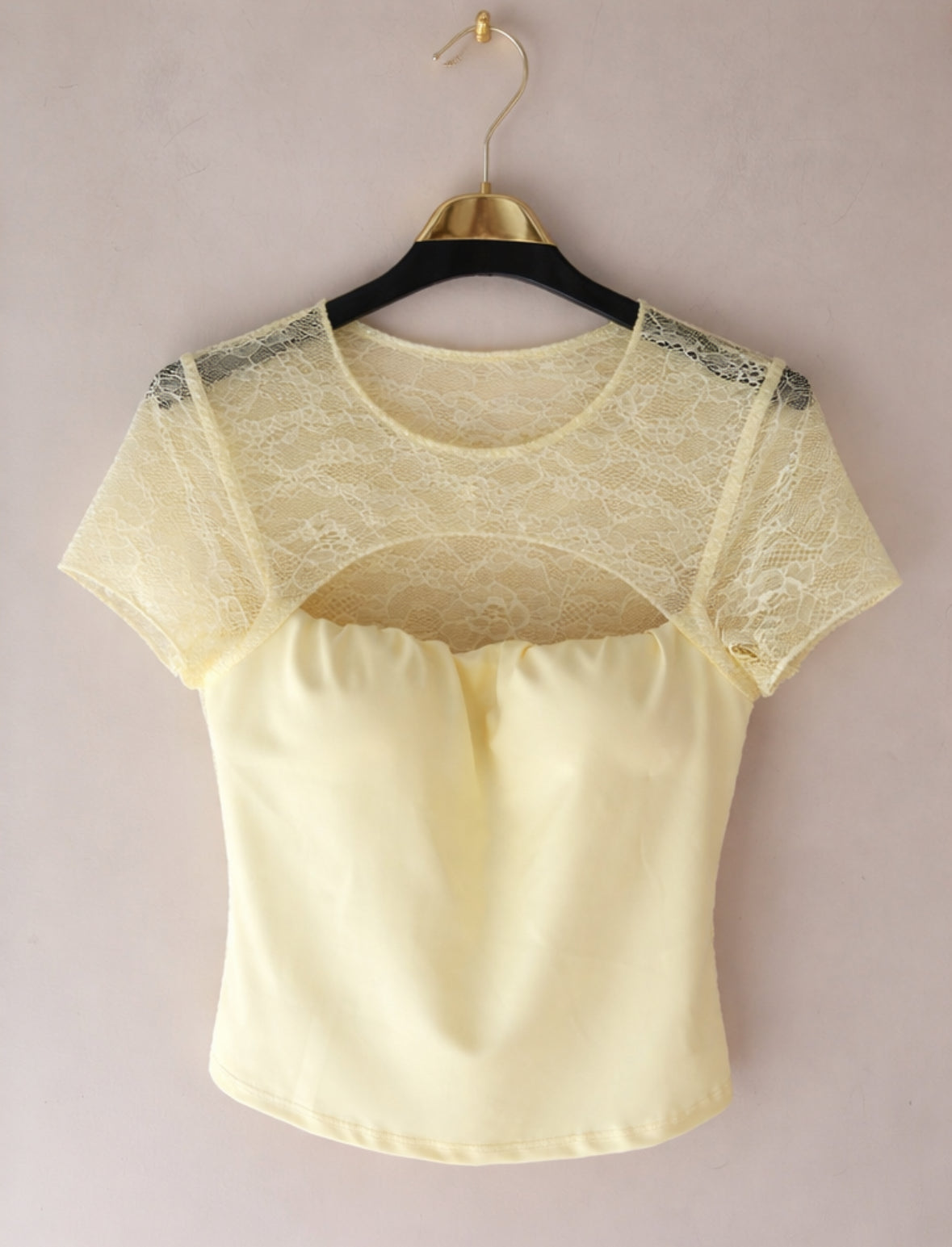 Lace lemon top